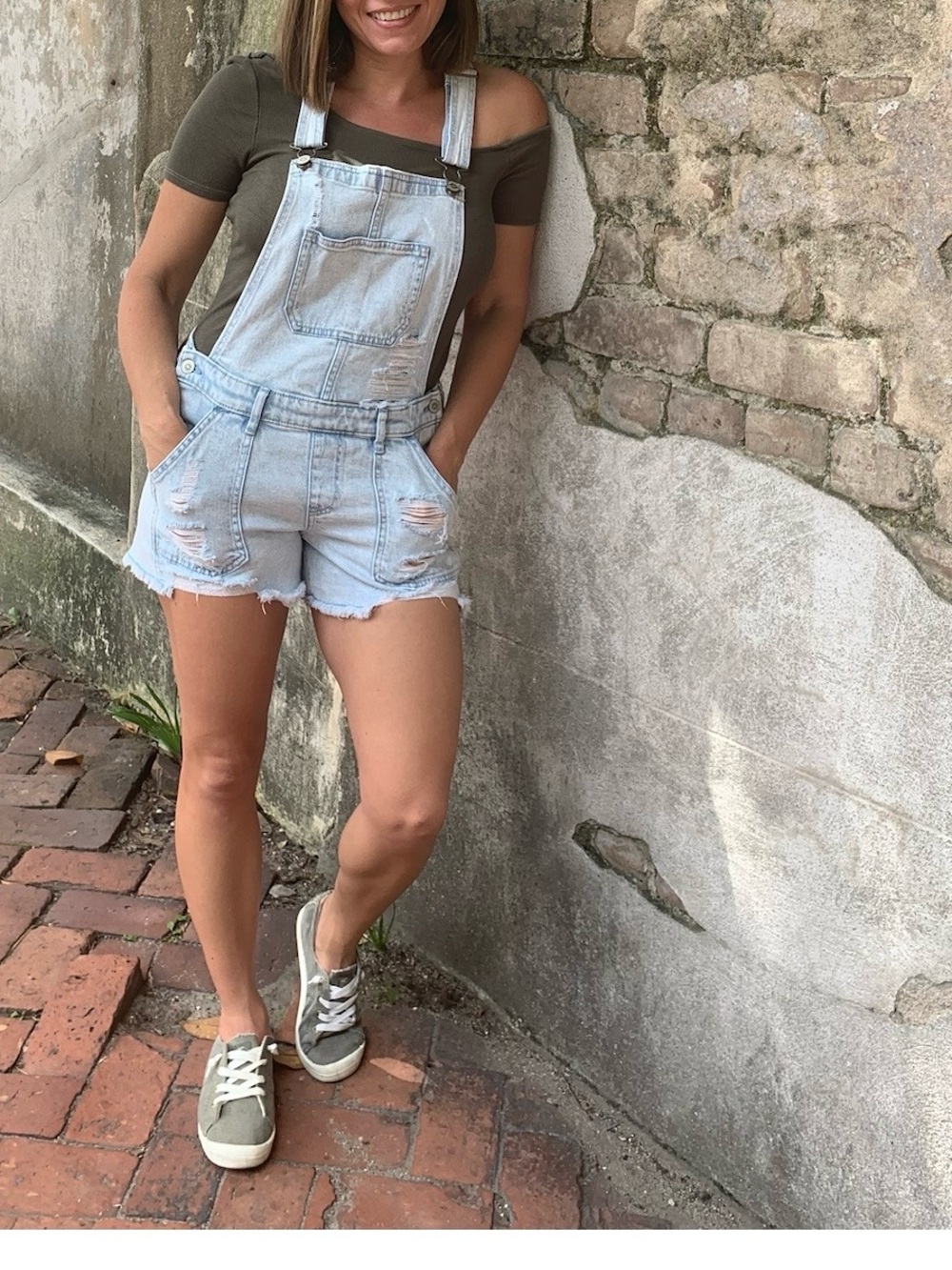 HOLLISTER Light Denim Distressed Overalls